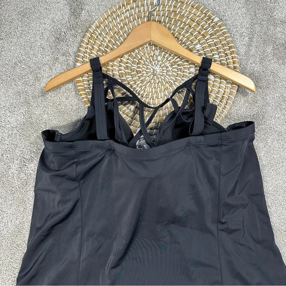 Torrid Underwire Cage Front One Piece Swimsuit in Deep Black Size 5X - Picture 8 of 15